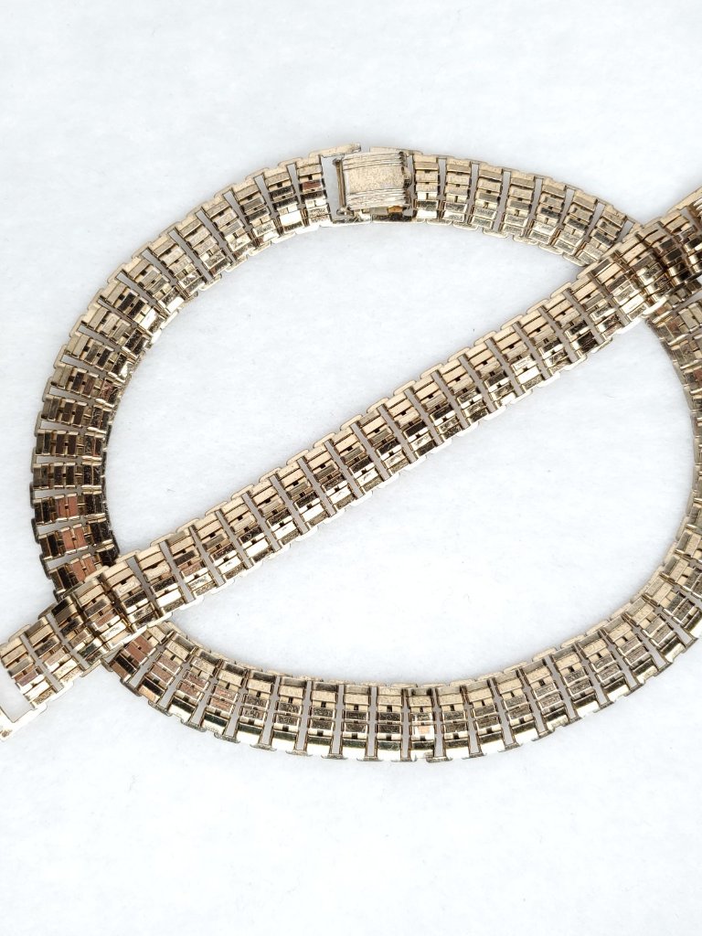 Vintage Coro Necklace Bracelet Set Gold Tone Link Flexible 155 75 Read 30$